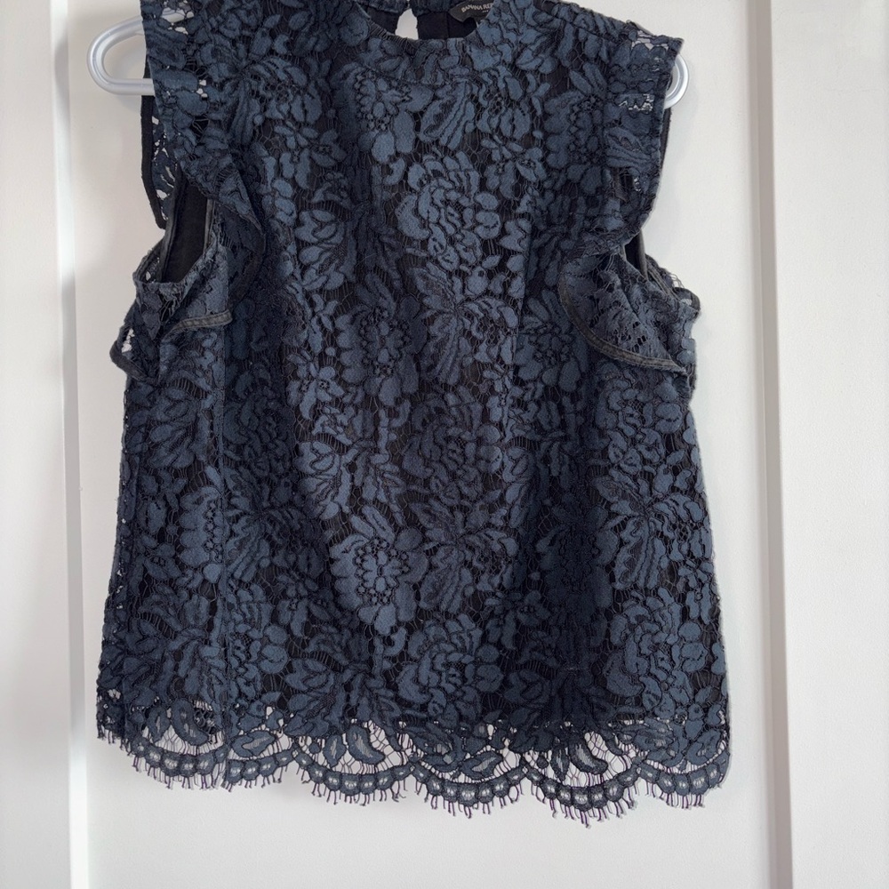 Elegant Black Lace Sleeveless Top